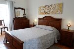 Master bedroom with ensuite-Bed 140 cm x 200 cm